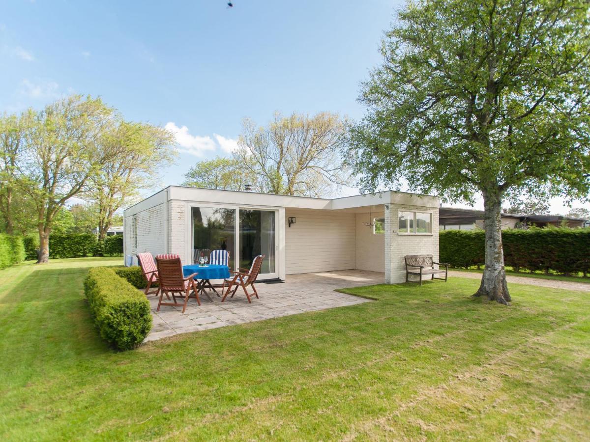 Cozy Holiday Home In Julianadorp With Garden Экстерьер фото