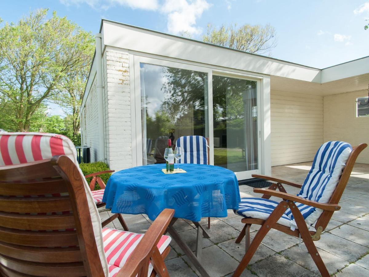 Cozy Holiday Home In Julianadorp With Garden Экстерьер фото